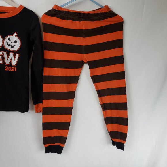 The Childrens Place Unisex Halloween "The Boo Crew 2021" Lng Slv Pant PJs Sz 4T - Picture 3 of 9